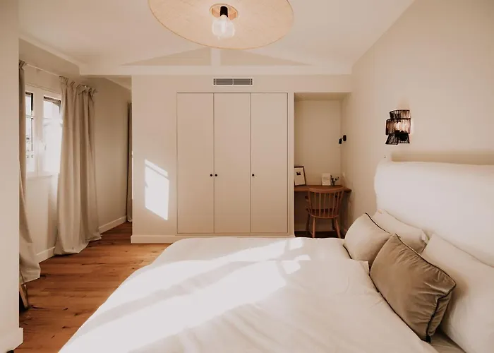 לינה וארוחת בוקר Chez Brens - A La Hume גוז'אן-מסטרה