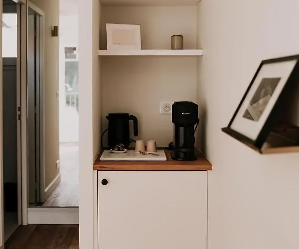 לינה וארוחת בוקר Chez Brens - A La Hume