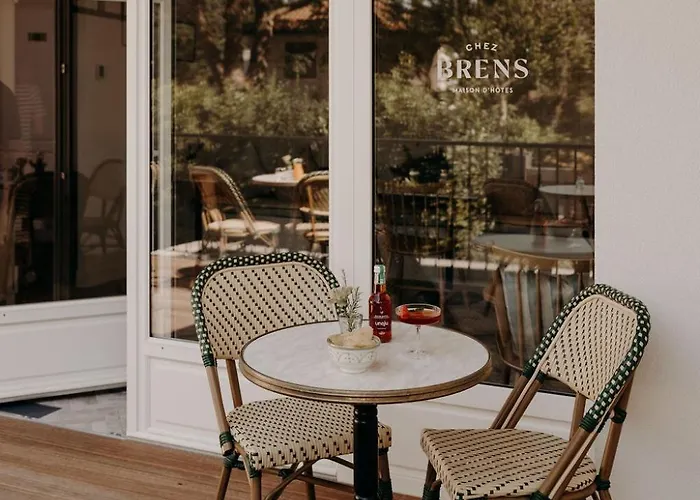 לינה וארוחת בוקר Chez Brens - A La Hume